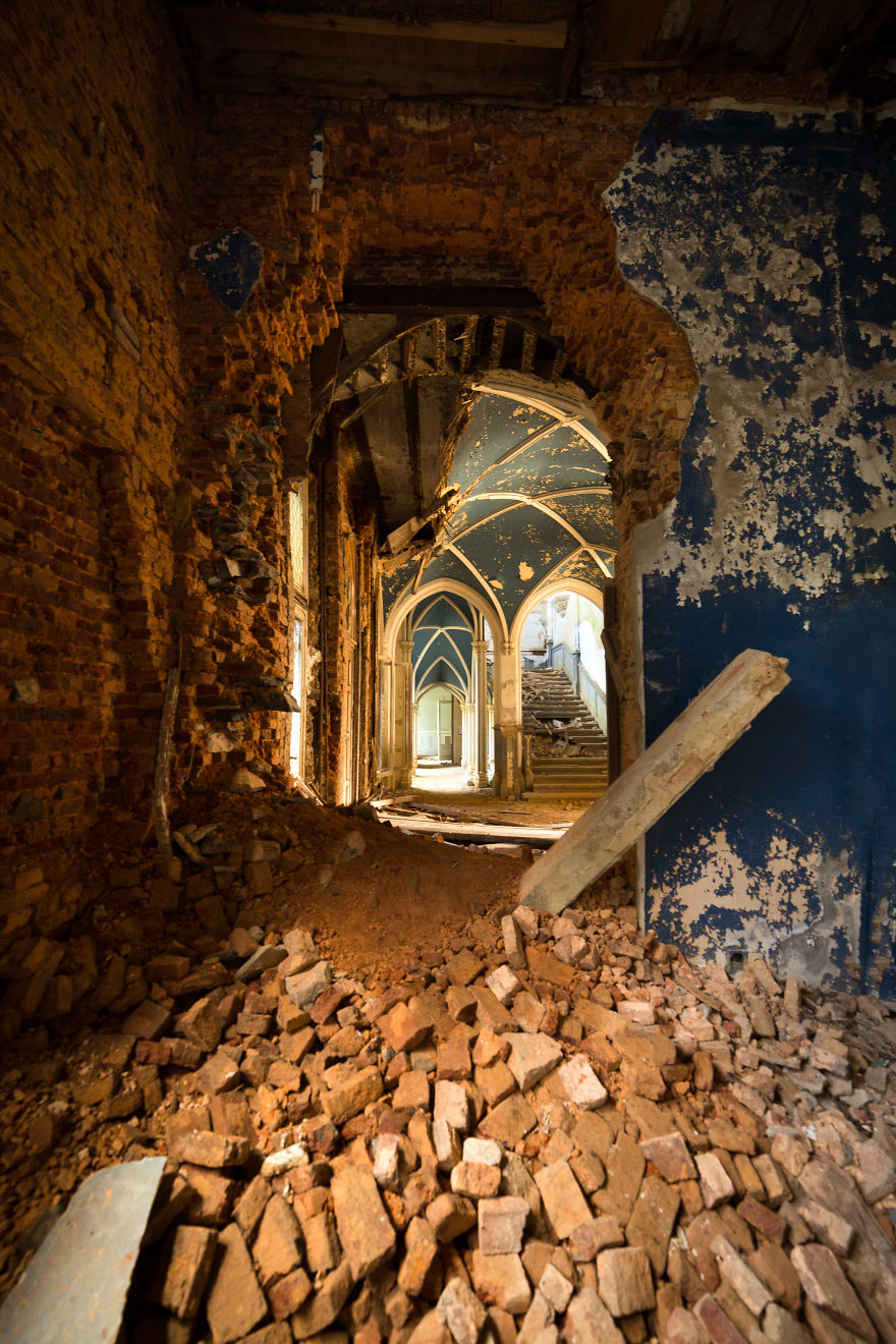 Miranda Castle: The Most Beautiful Abandoned Place In The World