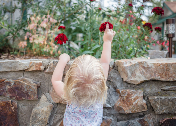 I Capture Magical Moments Of My Daughter’s Life In A Way That Doesn’t Violate Her Privacy