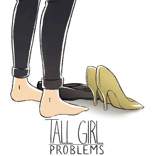Artist Illustrates Tall & Short Girl Problems, And The Result Is Hilariously Relatable