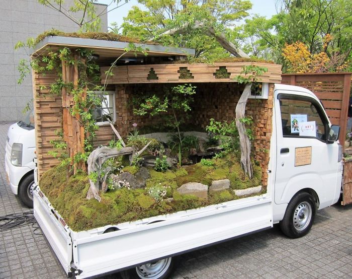 Japanese Mini Truck Garden