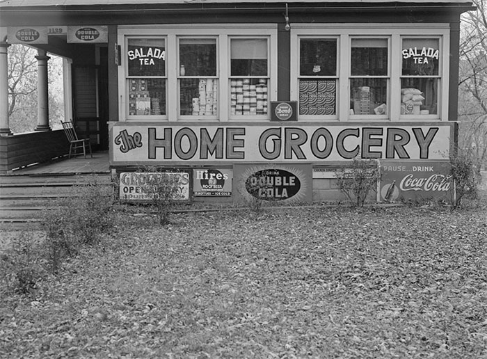 Home Turned Into Grocery Store, Omaha, Nebraska, 1938