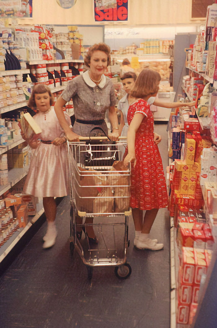 At Nixon, Wife Of VP, Grocery Shopping With Her Daughters Julie And Tricia, 1958