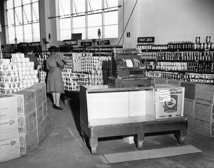 Interior View Of A Ralphs Grocery Store At An Unknown Location In Los Angeles In November 1943, Showing The Check-Out Counter And Cash Register