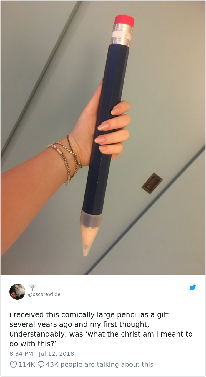 Woman Finally Finds Genius Way To Use Her GIANT Pencil She Got As Gift, And  It's Hilariously Savage
