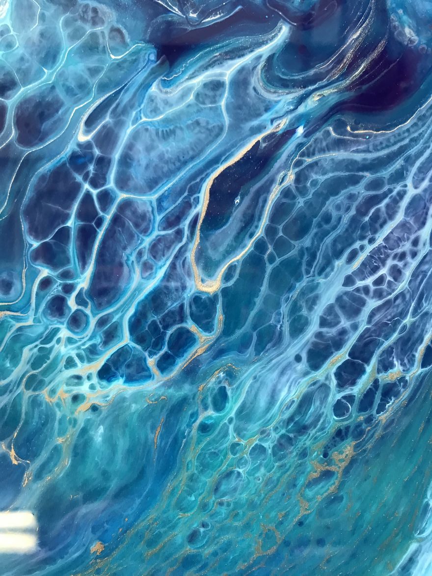 I Am An Abstract Resin Artist From Florida Who Specializes In Wave And Beach Paintings