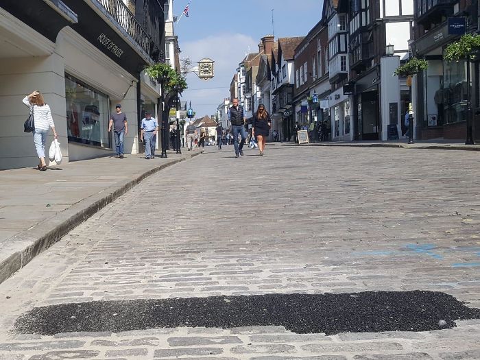 When The Water Company Dig Up 150+ Year Old Granite Setts And Patch It Up With Tarmac