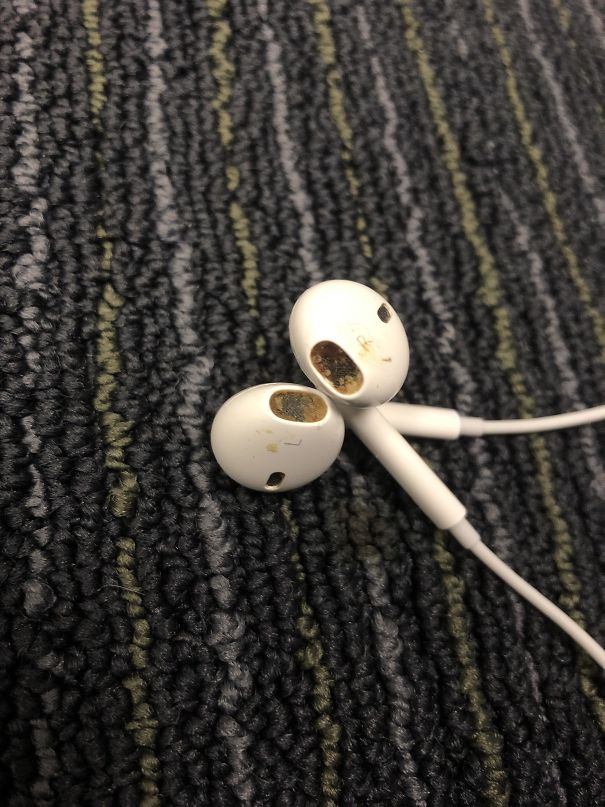 “Thanks Man, I’ll Give Your Headphones Back In A Few Days!”
