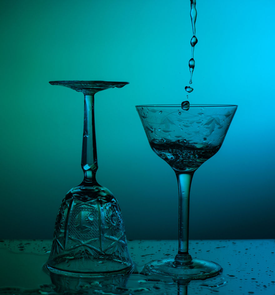 I Make Photos Of Glass Objects With A Colored Flash