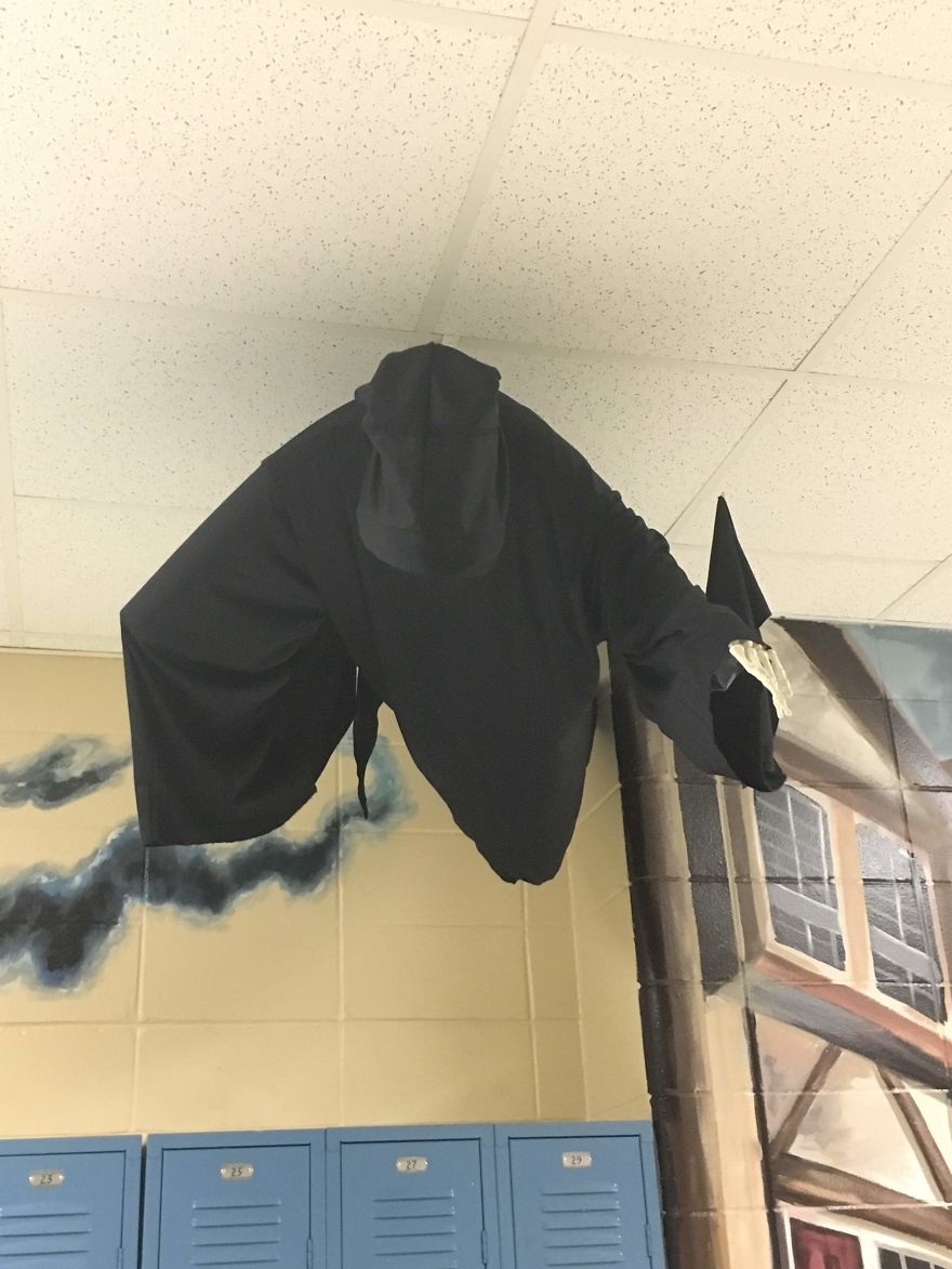 My Coworker And I Turned Boring School Hallways Into Hogwarts