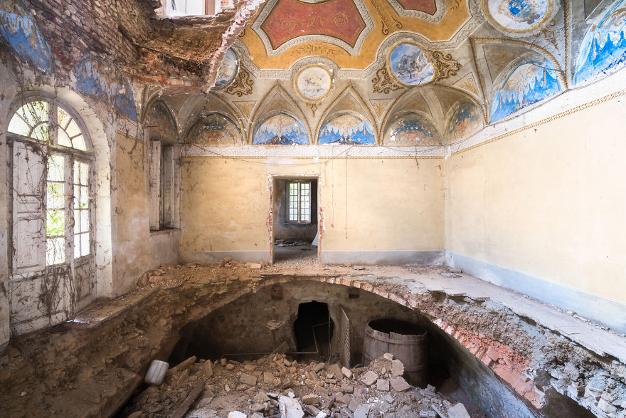 Beautiful Painting On The Ceiling Of This Abandoned Villa