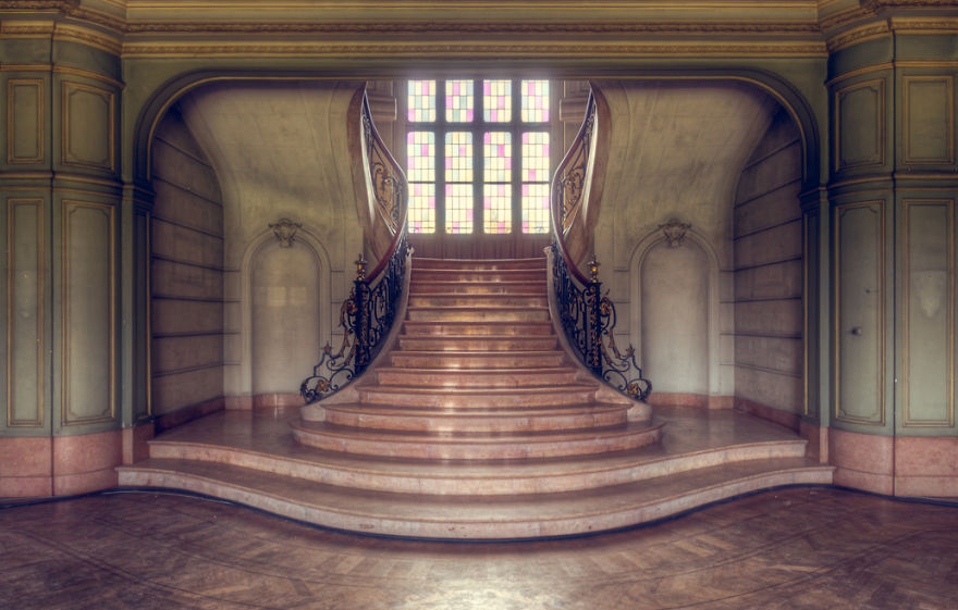 Perfect Staircase In An Abandoned Castle