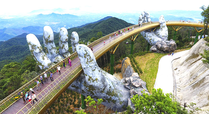 Diese atemberaubende Brücke in Vietnam wurde grade eröffnet und sieht aus wie aus Herr der Ringe