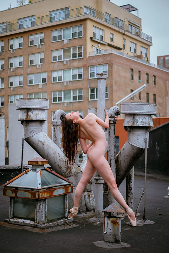 11 Fearless Dancers Strip Down On NYC Rooftops, And The Result Will Make Your Heart Beat Faster