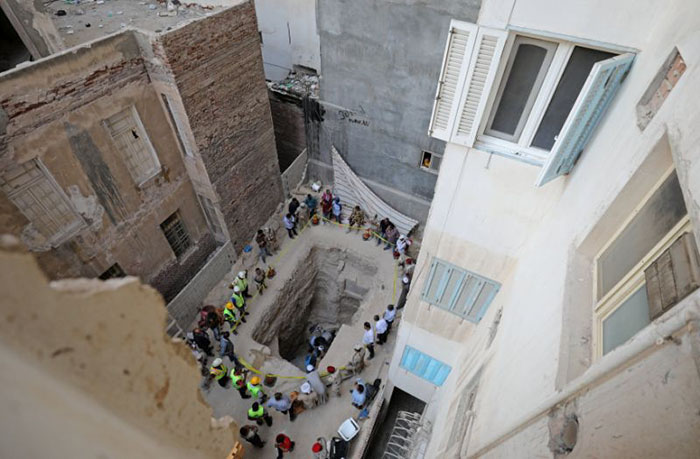Remember The Massive Coffin That Hasn't Been Opened In 2000 Years? They Just Opened It