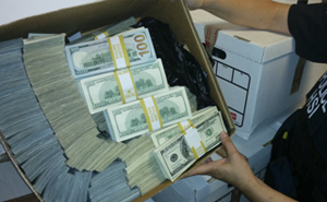 This Guy Received A Message Saying He'd Won $1.2M But Needs To Pay A Delivery Fee, So He Trolled The Scammer