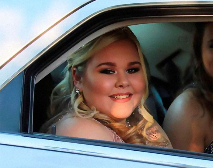 A Girl Who’s Been Bullied Since She Was 7 Storms The Prom With The Most Badass Escort