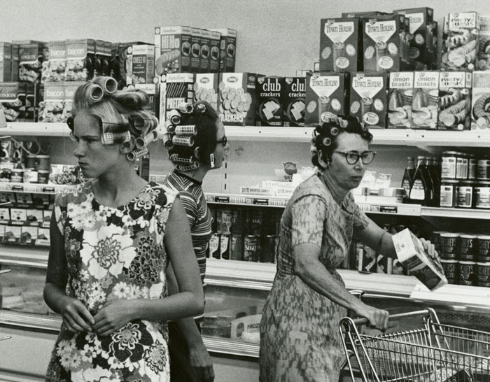 61 Rare Vintage Photos Of Grocery Stores That May Surprise You