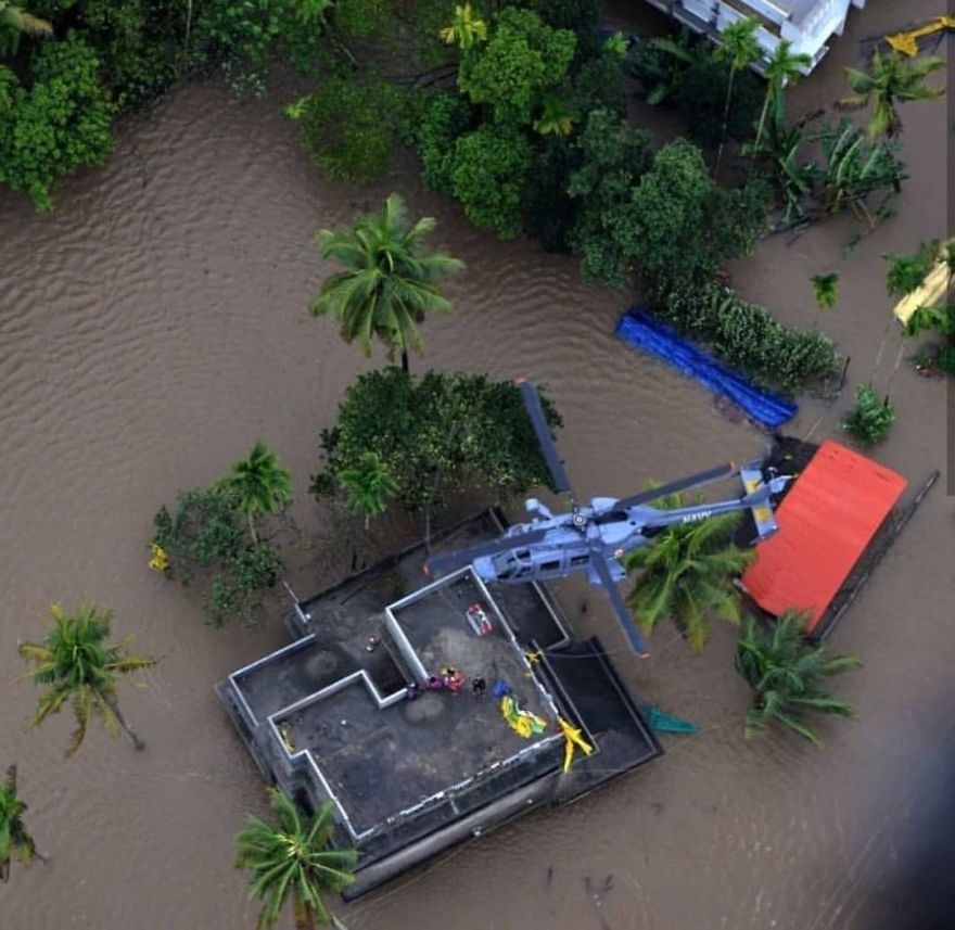 10+ Incredible Scenes Of Havoc And Hope From Kerala's Worst Flood In 100 Years 10+ Incredible Scenes Of Havoc And Hope From Kerala's Worst Flood In 100 Years