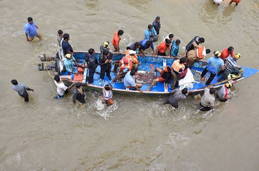 10+ Incredible Scenes Of Havoc And Hope From Kerala's Worst Flood In 100 Years 10+ Incredible Scenes Of Havoc And Hope From Kerala's Worst Flood In 100 Years