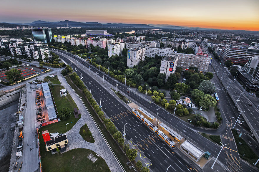 Hungarian Photographer Takes Breathtaking Bird&rsquo;s Eye View Photos From A 90-Meter Tower Crane