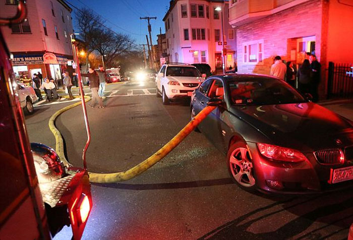 9 Times People Parked Next To Fire Hydrants And Regretted It Later