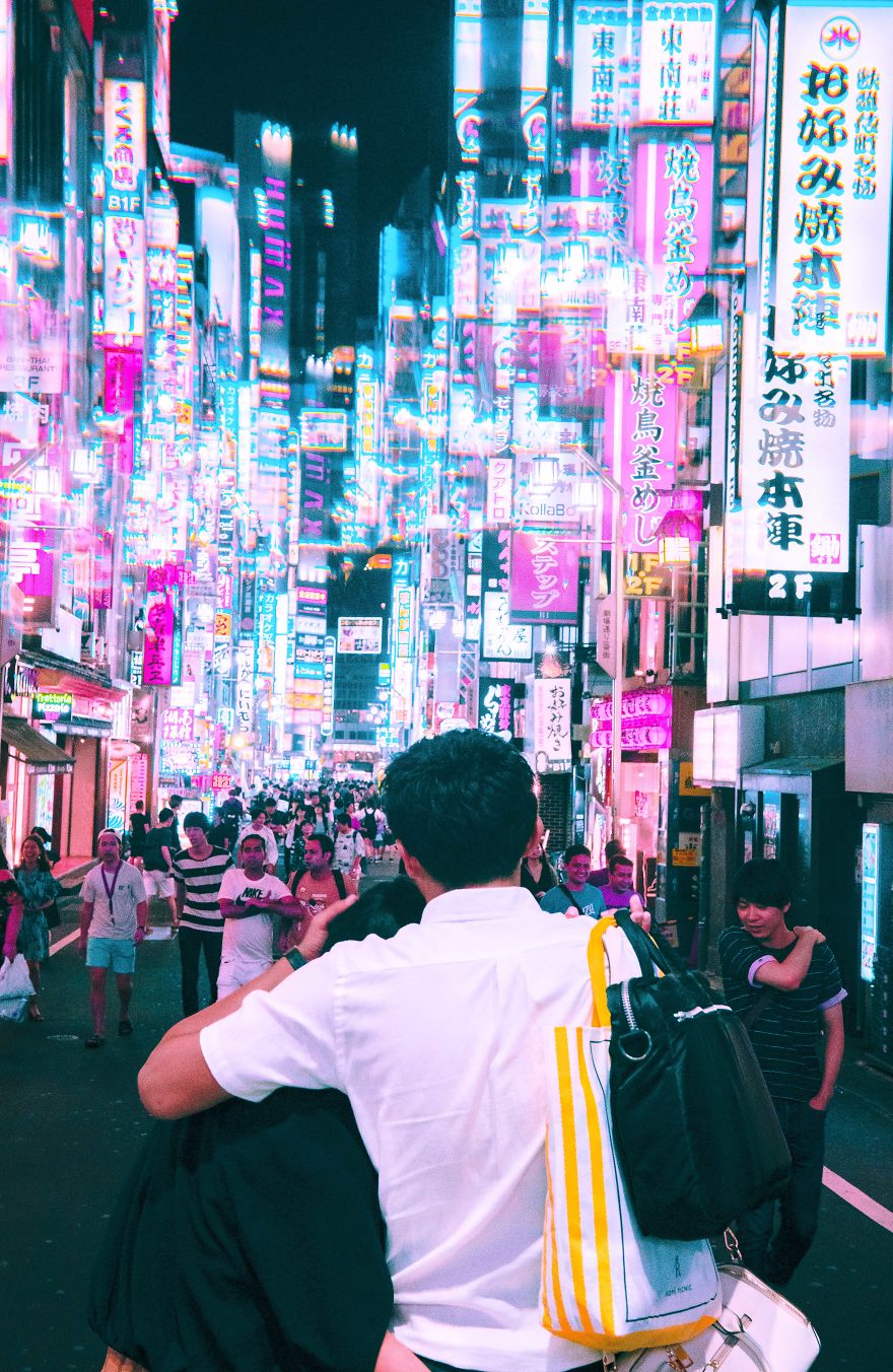 Tokyo 2049 - 2077: Light Prisms Take The Streets Of Tokyo To The Future