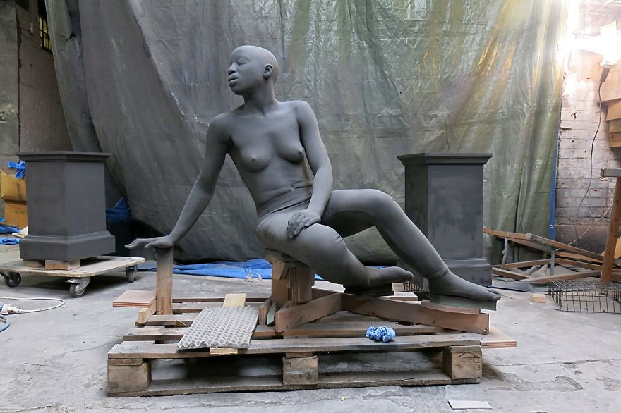 Incredibly Lifelike Sculptures By Belgian Artist