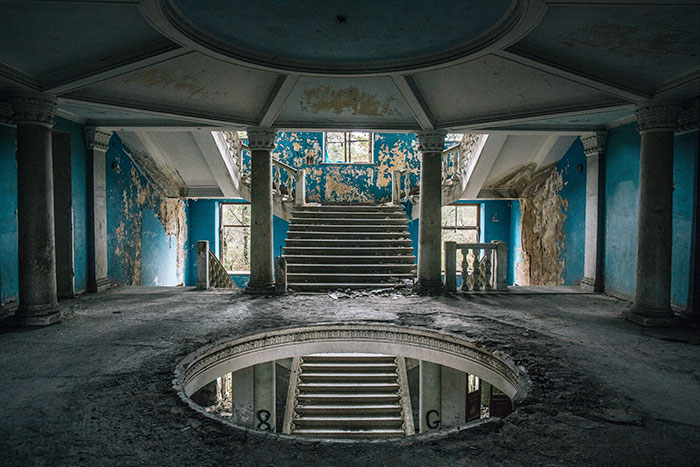 I’ve Captured the Beauty of Deserted Sanatorium from Soviet Era