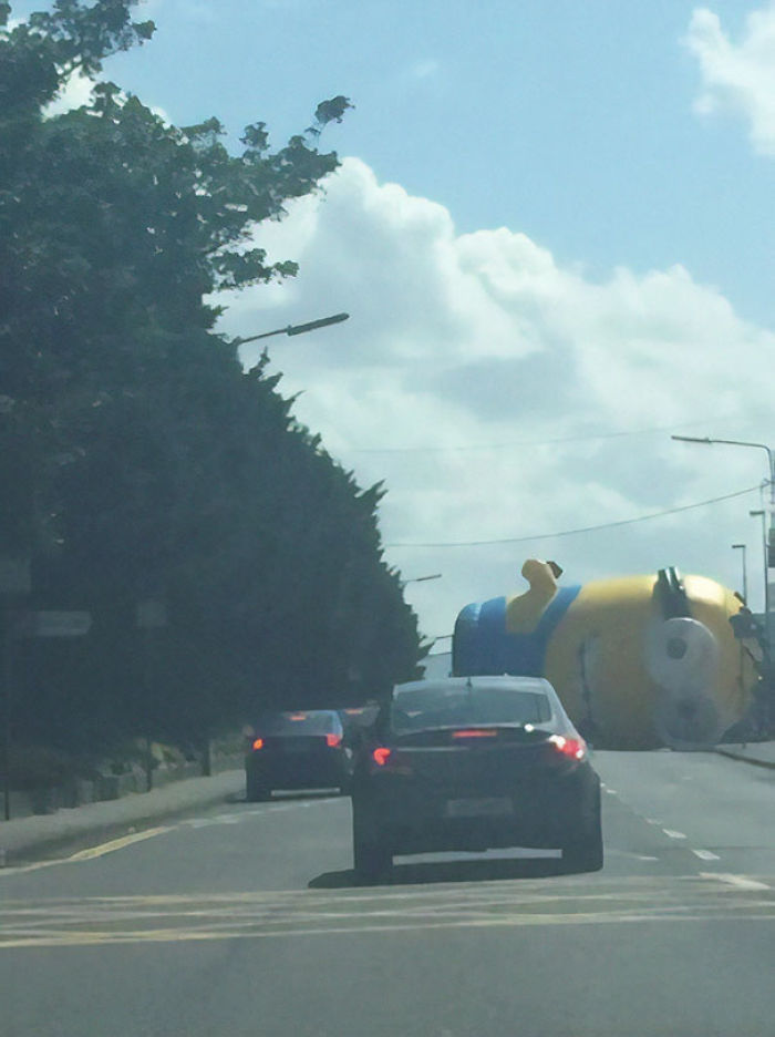 Hay un minion bloqueando el tráfico en Dublín