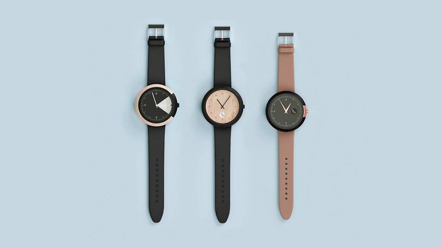 This Innovative Watch Gently Combines Technology And Wood's Beauty