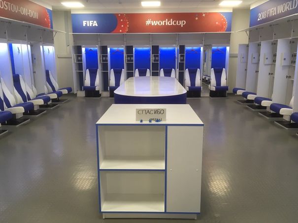 Japanese Team Leaves A Spotless Locker Room With A "Thank You" Note In Russian Despite Their Heartbreaking 2-3 Defeat To Belgium