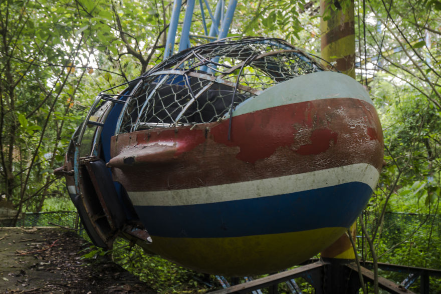 I Explored An Abandoned Theme Park In Myanmar’s Largest City