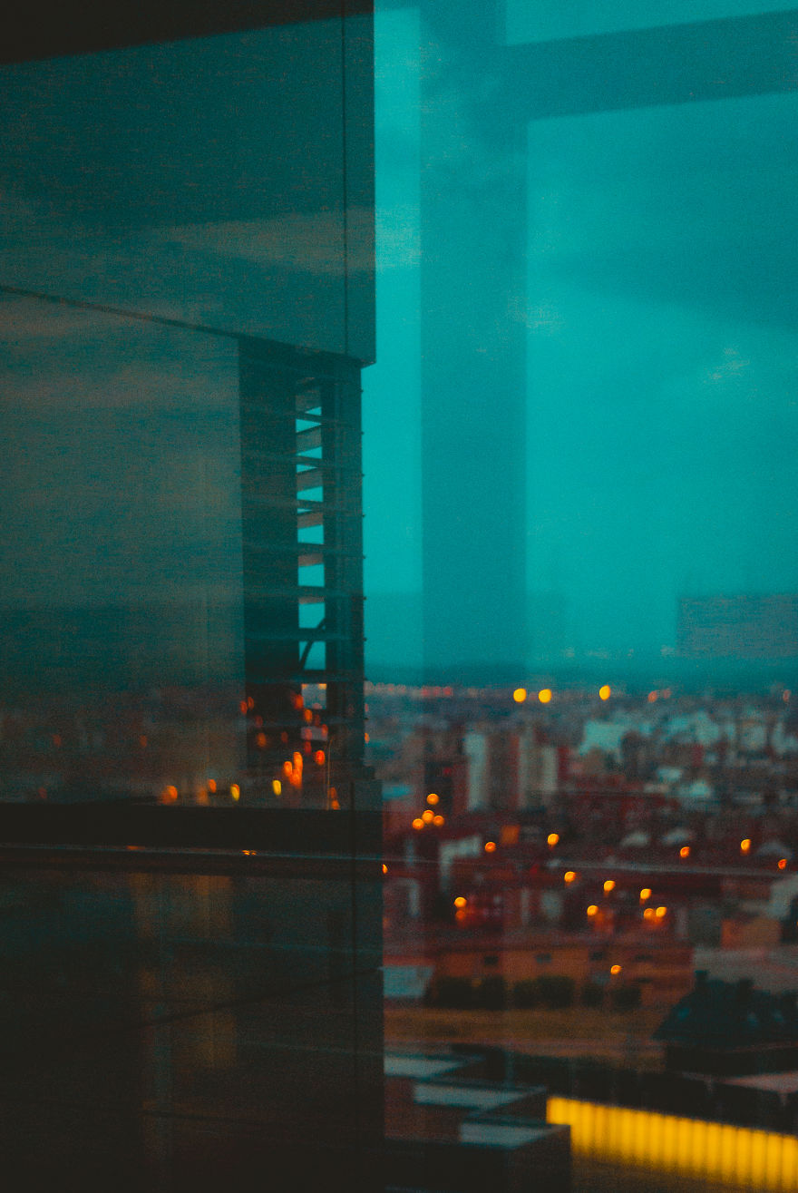 +20 Cyberpunk Photos That Will Change The Way You View Spain +20 Cyberpunk Photos That Will Change The Way You View Spain