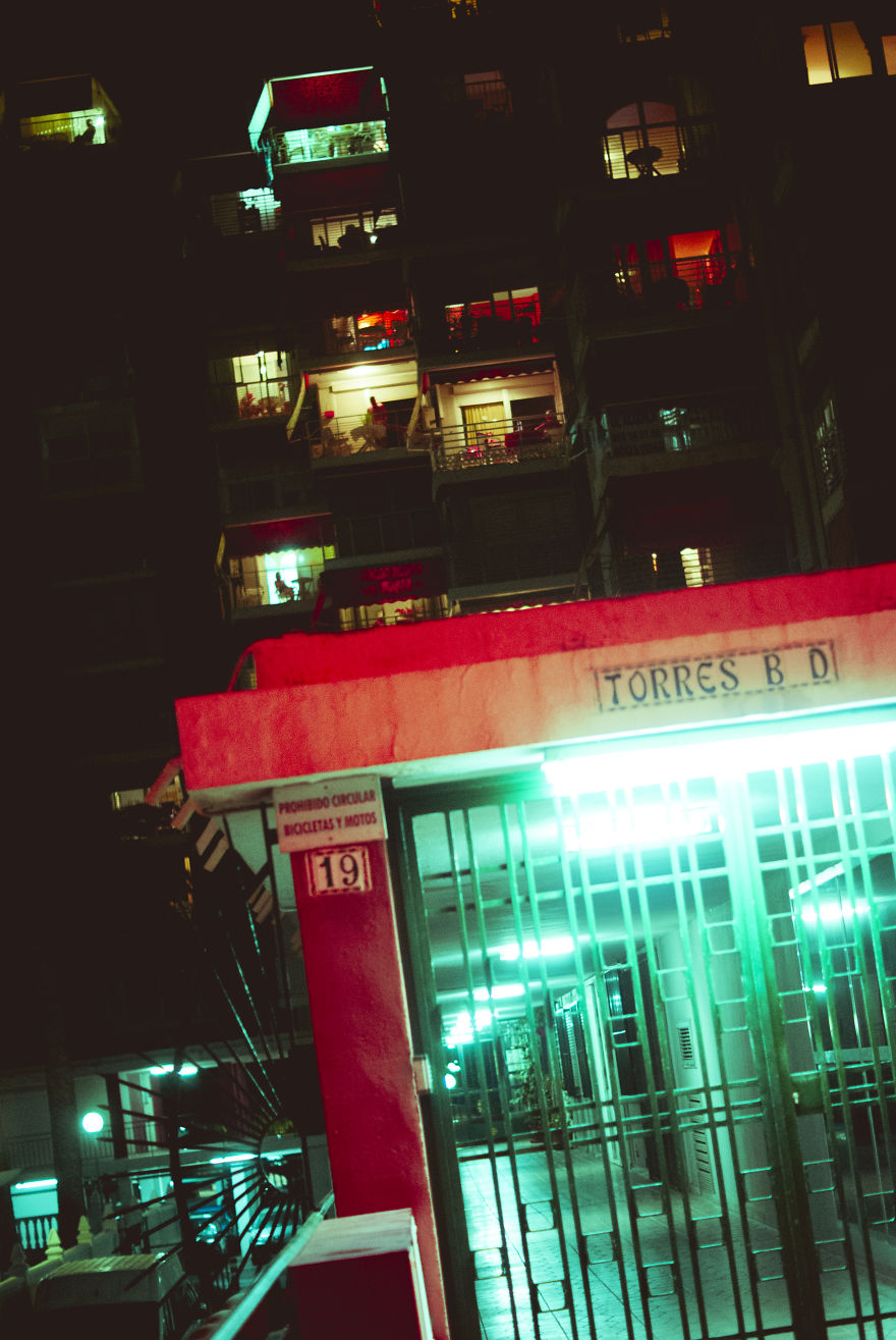 +20 Cyberpunk Photos That Will Change The Way You View Spain +20 Cyberpunk Photos That Will Change The Way You View Spain