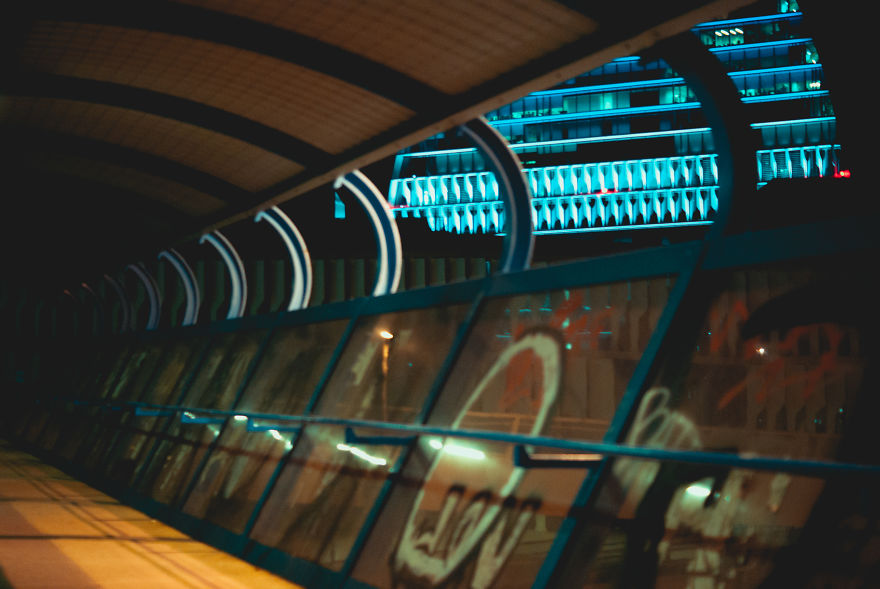 +20 Cyberpunk Photos That Will Change The Way You View Spain +20 Cyberpunk Photos That Will Change The Way You View Spain