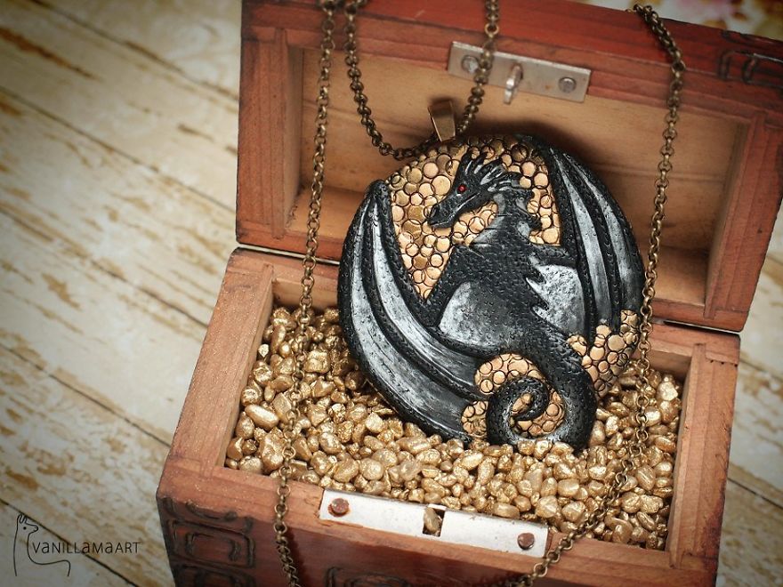 "Dragon And His Gold" Medallion