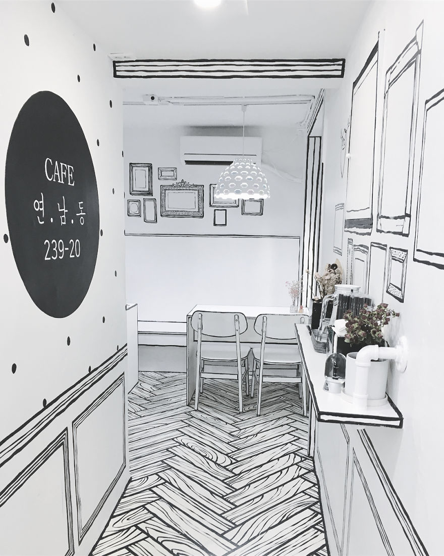 In Seoul, This Unusual Cafe Makes Its Customers Feel In A Comic Book