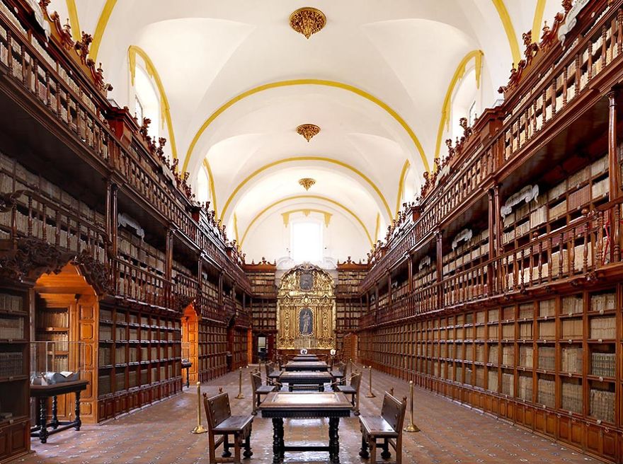 Palafoxiana Library, Puebla, Mexico