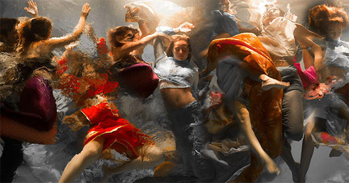 42 Breathtaking Underwater Photos That Look More Dramatic Than Baroque Paintings