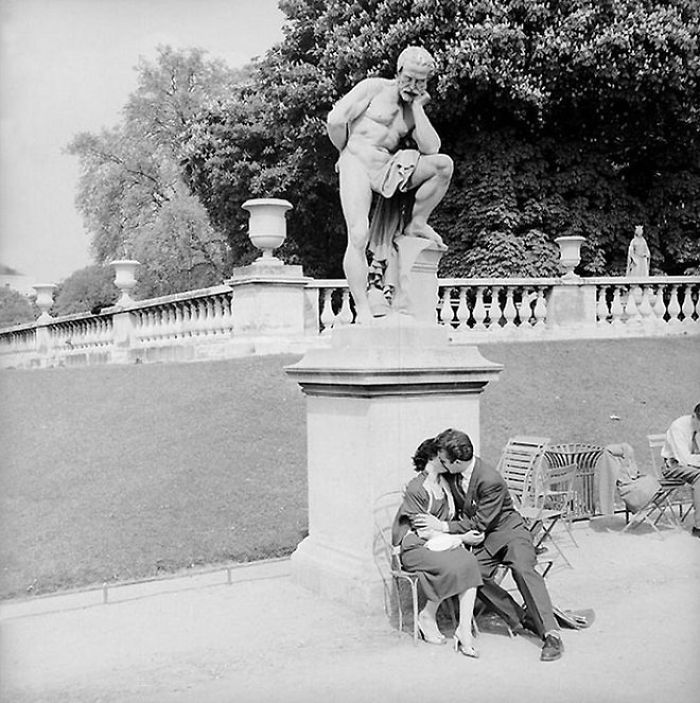20 Nostalgic Photos Of France In The 1950s As You Have Never Seen It Before, Through The Funny And Touching Eye Of Photographer René Maltête 20 Nostalgic Photos Of France In The 1950s As You Have Never Seen It Before, Through The Funny And Touching Eye Of Photographer René Maltête