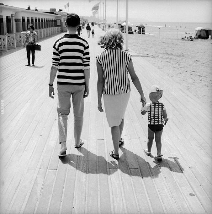 20 Nostalgic Photos Of France In The 1950s As You Have Never Seen It Before, Through The Funny And Touching Eye Of Photographer René Maltête 20 Nostalgic Photos Of France In The 1950s As You Have Never Seen It Before, Through The Funny And Touching Eye Of Photographer René Maltête
