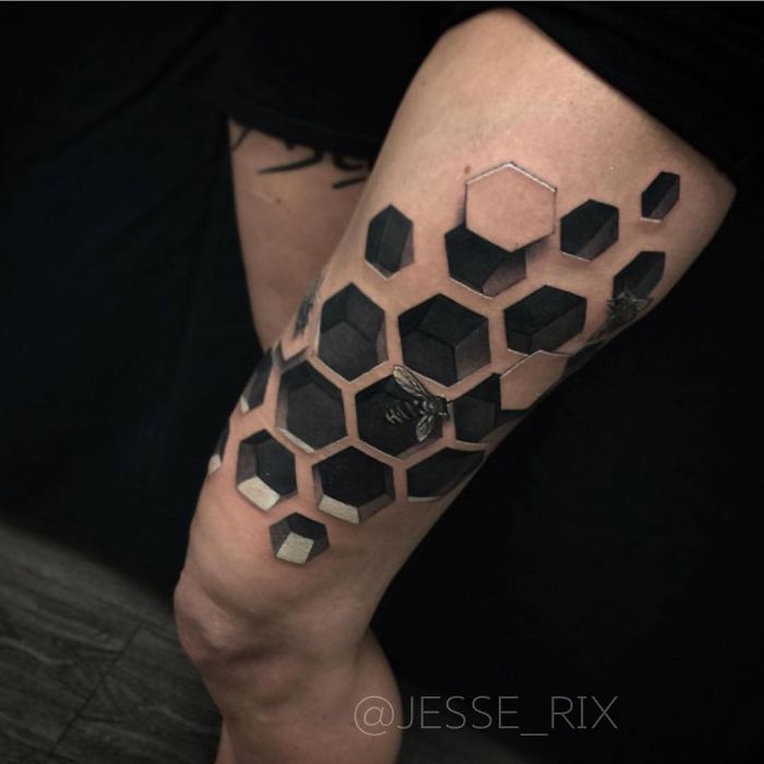Artist Creates Amazing 3D Tattoos That Will Make You Look Twice