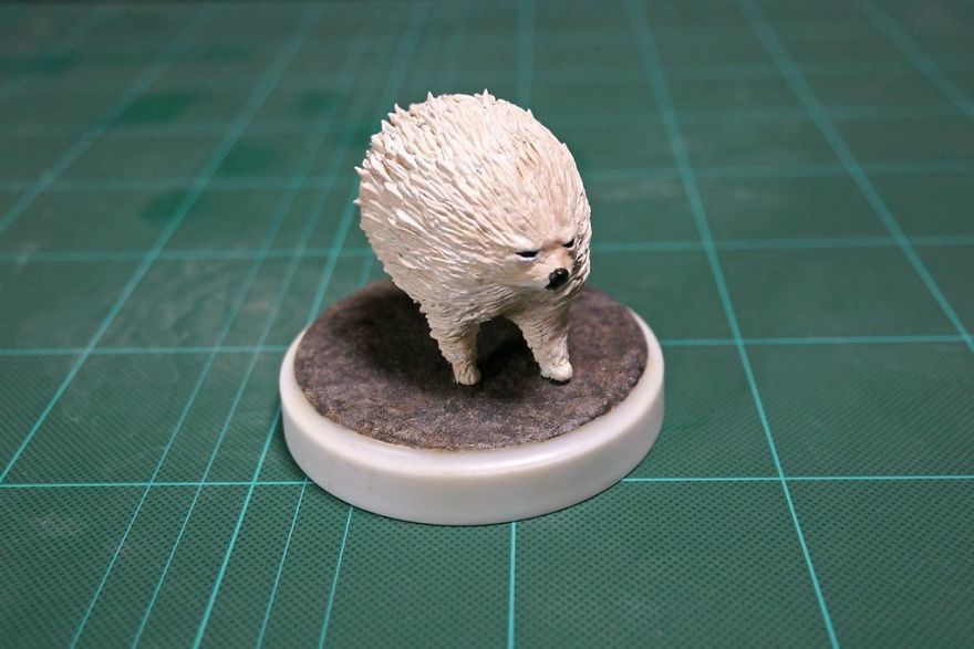 Japanese Artist Turns Awkward Animal Moments Into Sculptures, And The Result Is Hilarious