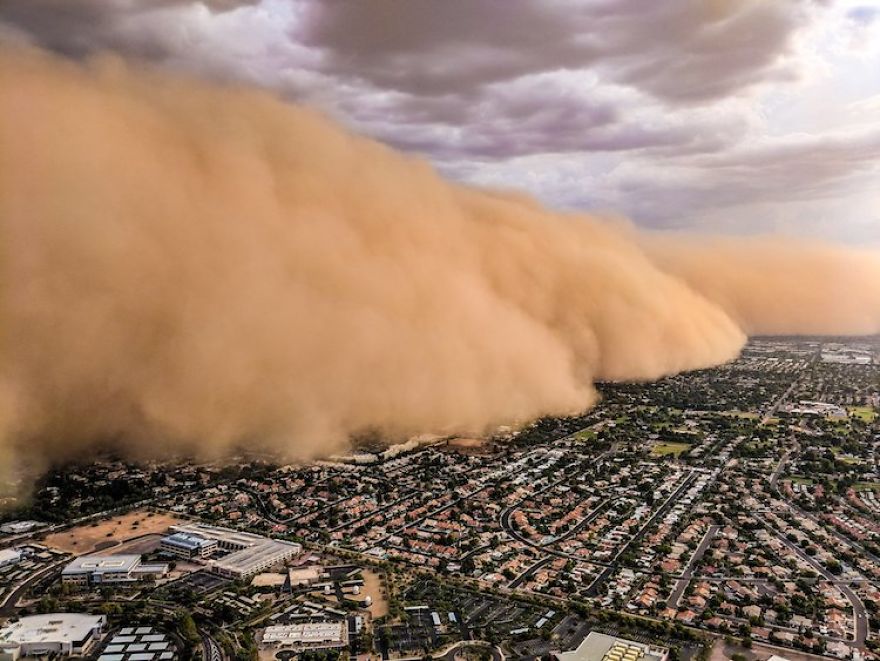 Dust Storm Didn’t Stop Him: Take A Look On Jason Ferguson Pictures From Helicopter