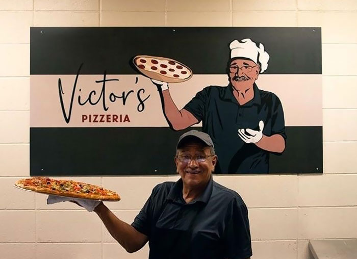 En mi facultad por fin le han dado a nuestro incansable chef pizzero el crédito que se merece