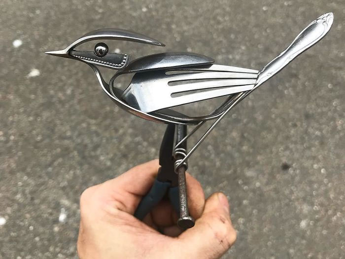 Artist Shapes Old Cutlery Into Magnificent Metal Sculptures Of Animals