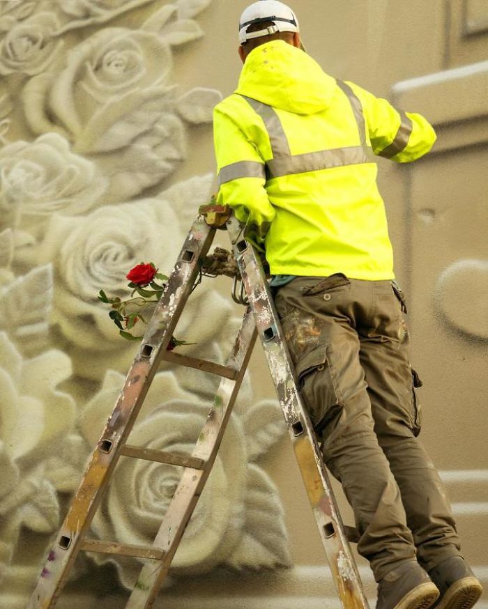 Artist Creates 'Huge' Flower Fist With Just Spray Paint