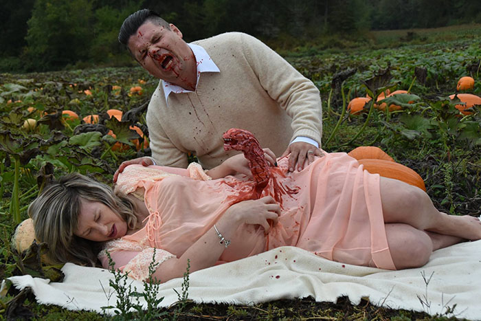 This Is The Most Terrifying Maternity Photo Shoot We've Ever Seen (WARNING: Some Images Might Be Too Brutal)