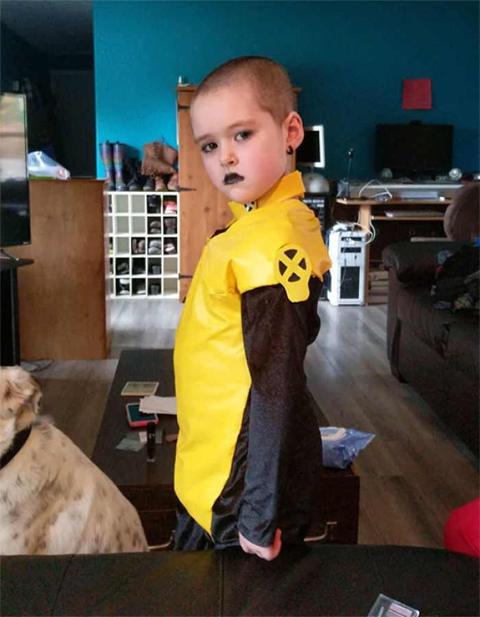 Mi hija quería coordinar su disfraz conmigo, pero yo ya tenía mi disfraz de Deadpool, así que aquí está Negasonic de 6 años