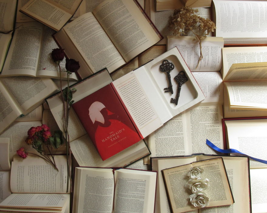 I’m A Shy Bookworm, And I Found A Bookish Way To Make My Living Without Leaving Home